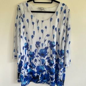 Blue and White Floral Top - 3X